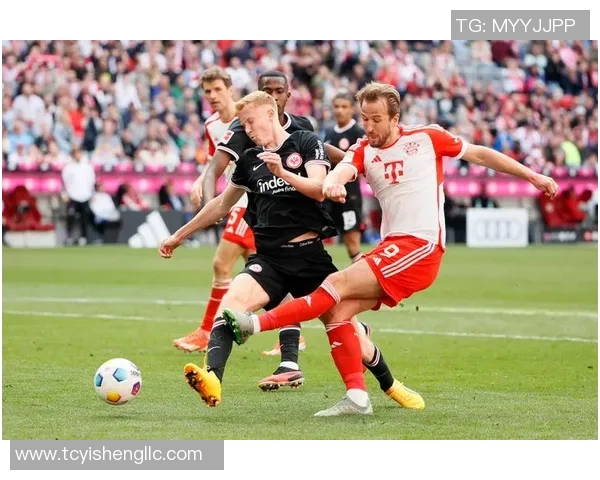 德甲精彩对决拜仁4-0战胜里昂点球大战点燃全场激情与战术分析